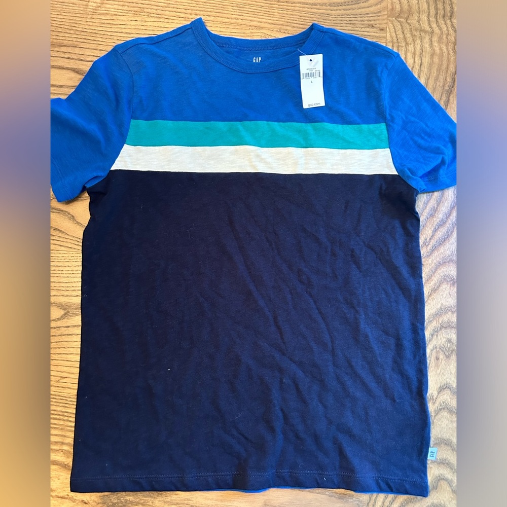 GAP kids size large tee shirt